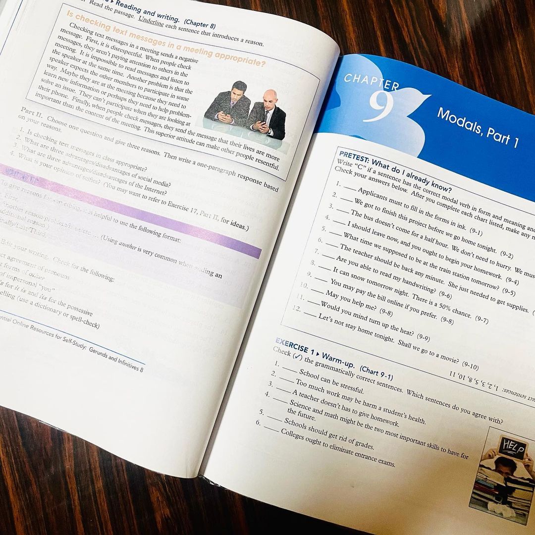 当塾では全て英語で書かれた参考書を使って英語文法を学習しております。2